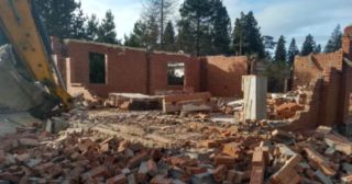 Демонтаж 1 этажного дома Сатка, цена от 1627 руб.